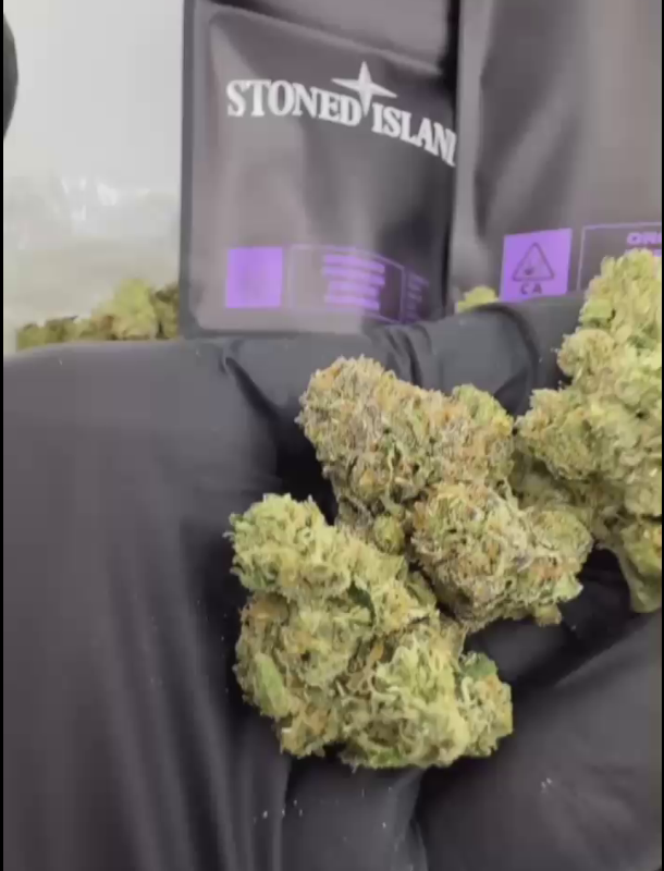 Rapper Weed
